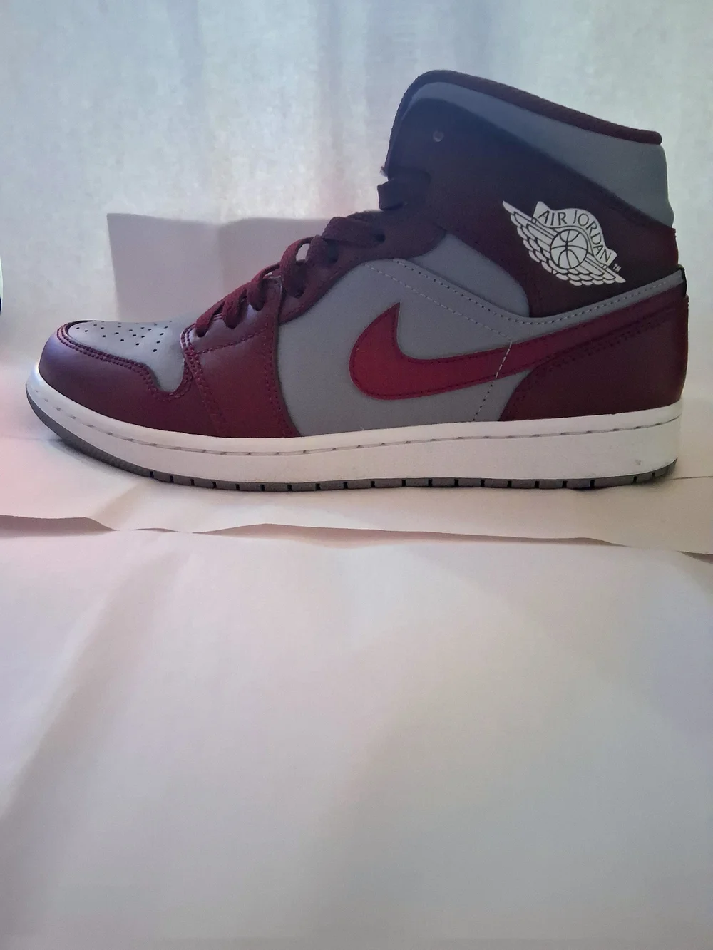 Jordan mid cherrywood